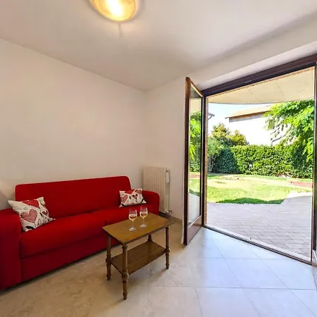 -giardino E Terrazza- 5 Posti, Wifi, Garage Apartamento