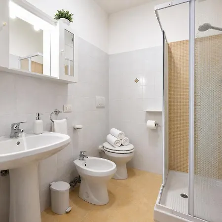 -giardino E Terrazza- 5 Posti, Wifi, Garage شقة