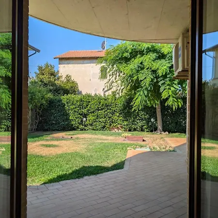 شقة -giardino E Terrazza- 5 Posti, Wifi, Garage *