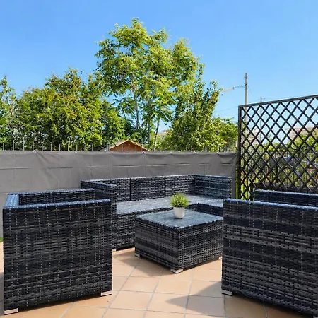 -giardino E Terrazza- 5 Posti, Wifi, Garage * Porto San Giorgio